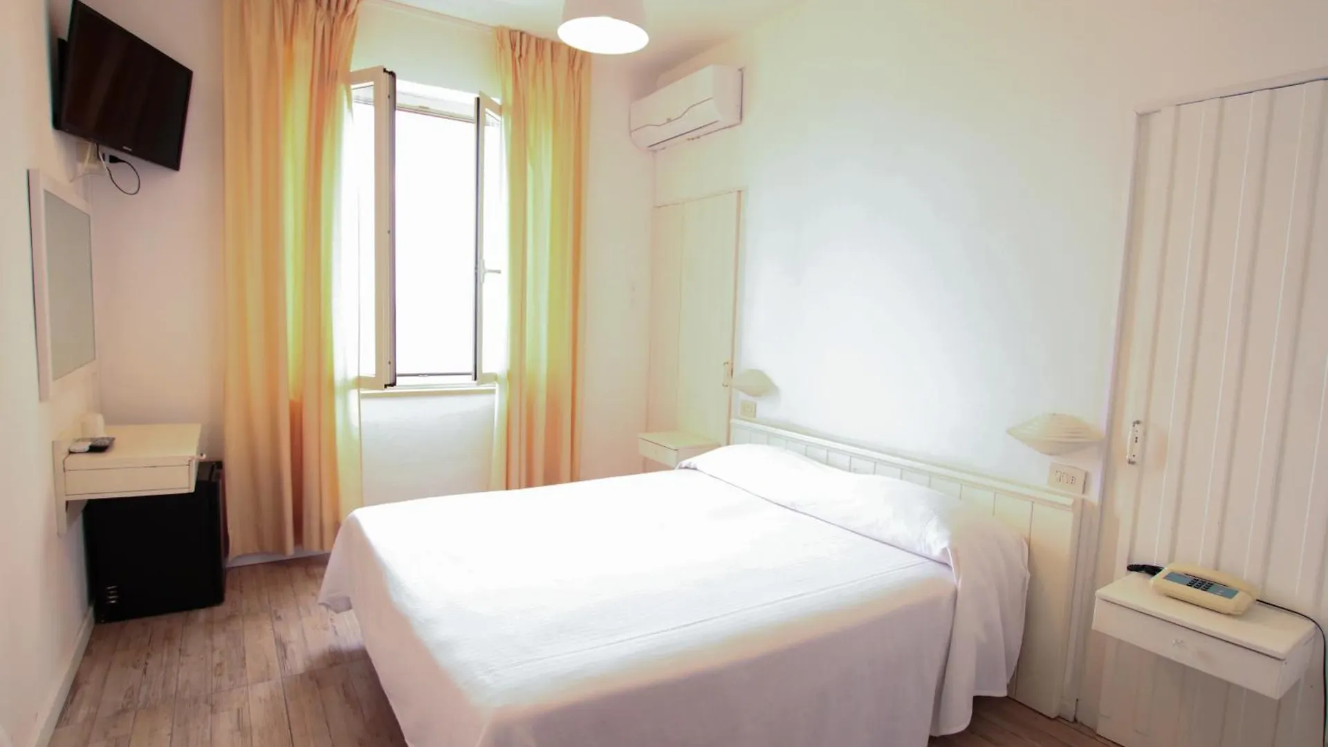 Hotel Marinella Marciana Marina